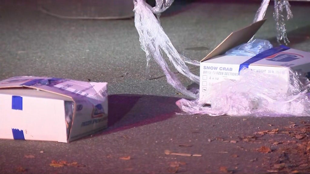 Group of 6 men steals 3,000 pounds of frozen crab from tractor-trailer in Philadelphia, police say — West Chester Community news